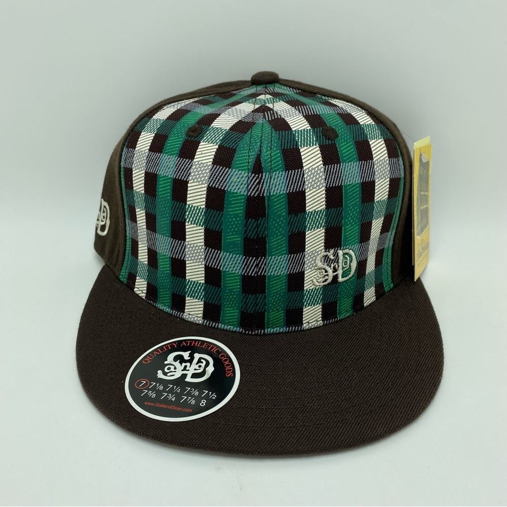 NEW! Men’s Stall & Dean Plaid/Checks Fitted Baseball Hat Cap Size 7 W/Tags